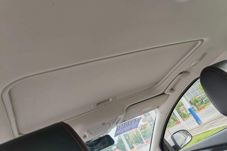 Used Ford Focus 2018 Sedan Classic 1.6L Automatic Trendy SmartDrive Edition Interior 4