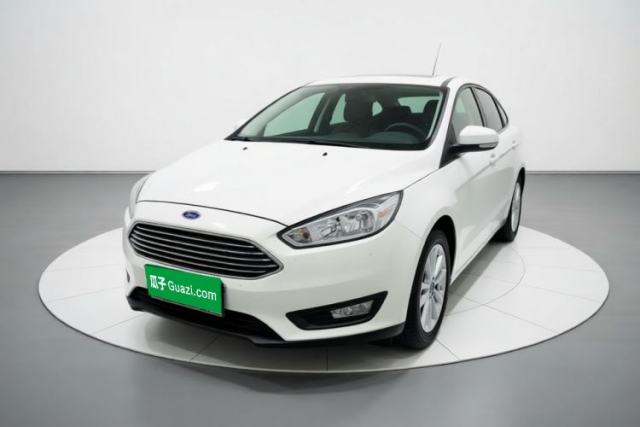 Ojetý Ford Focus 2018 Sedan Classic 1.6L Automatic Trendy SmartDrive Edition