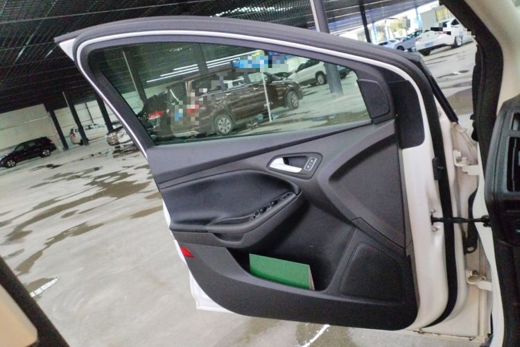 Used Ford Focus 2018 Hatchback Classic 1.6L Automatic Comfort Plus SmartDrive Edition Left Front Door Interior