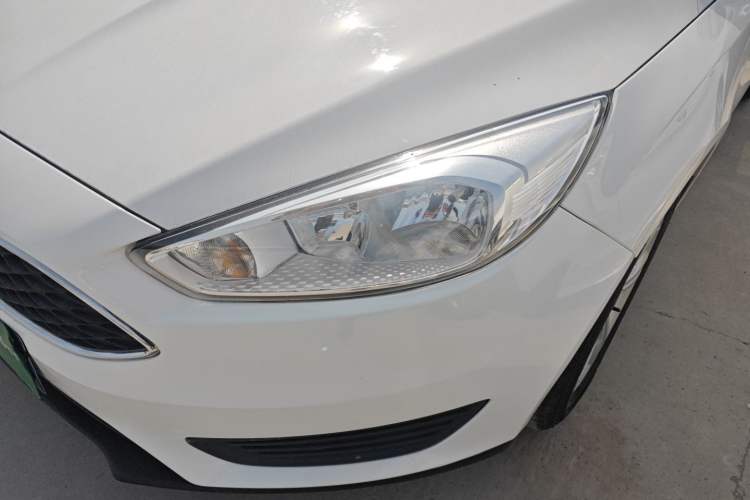 Used Ford Focus 2018 Hatchback Classic 1.6L Automatic Comfort Plus SmartDrive Edition Left Front Headlight