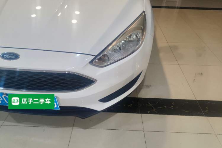 Used Ford Focus 2018 Hatchback Classic 1.6L Automatic Comfort Plus SmartDrive Edition Left Front Headlight