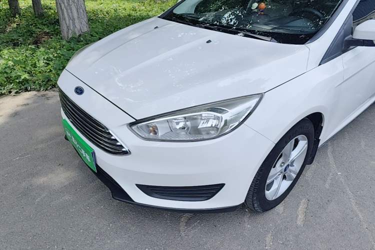 Used Ford Focus 2018 Sedan Classic 1.6L Manual Comfort Plus SmartDrive Edition Left Front Headlight