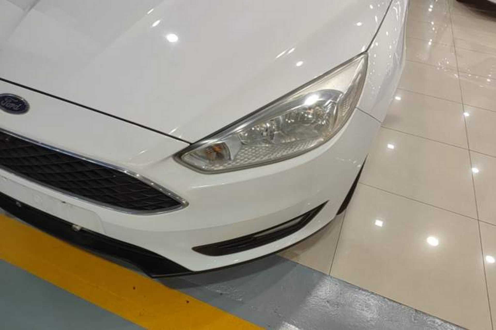 Used Ford Focus 2018 Hatchback Classic 1.6L Automatic Trendy SmartDrive Edition Left Front Headlight