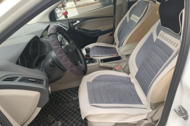 Used Ford Focus 2018 Sedan Classic 1.6L Manual Comfort Plus SmartDrive Edition Left Front Seat