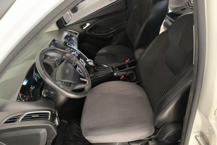 Used Ford Focus 2018 Two-Door Classic EcoBoost 125 Automatic Supercharged Style SmartDrive Edition Left Front Seat