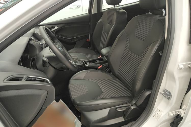 Used Ford Focus 2018 Hatchback Classic 1.6L Automatic Trendy SmartDrive Edition Left Front Seat