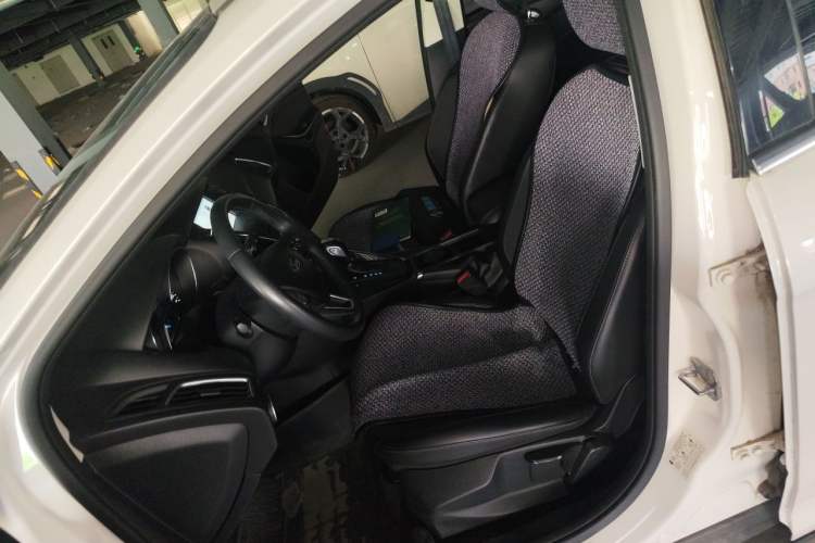 Used Ford Focus 2018 Hatchback Classic EcoBoost 180 Automatic Elite Model Left Front Seat