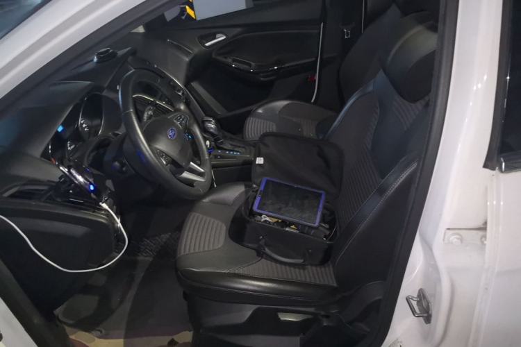 Used Ford Focus 2018 Two-Door Classic EcoBoost 125 Automatic Supercharged Style SmartDrive Edition Left Front Seat