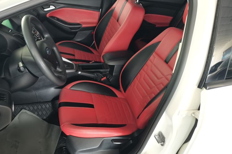 Used Ford Focus 2018 Hatchback Classic 1.6L Automatic Comfort Plus SmartDrive Edition Left Front Seat