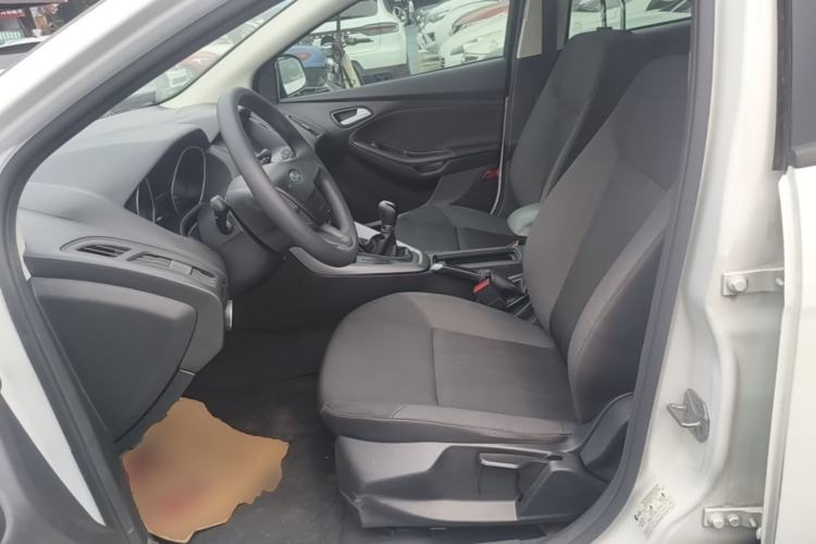 Used Ford Focus 2018 Hatchback Classic 1.6L Manual Comfort Plus SmartDrive Edition Left Front Seat