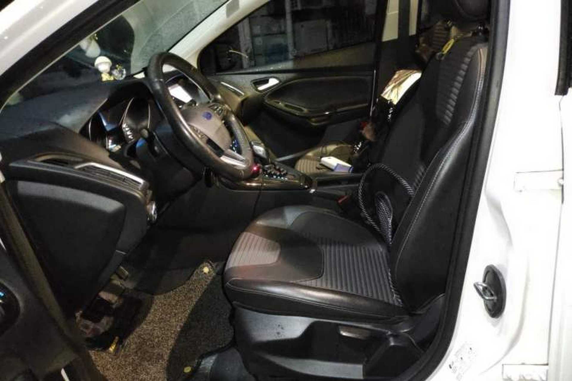 Used Ford Focus 2018 Hatchback Classic 1.6L Automatic Trendy SmartDrive Edition Left Front Seat