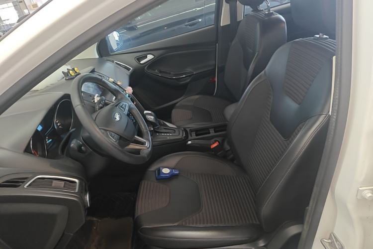 Used Ford Focus 2018 Hatchback Classic 1.6L Automatic Trendy SmartDrive Edition Left Front Seat
