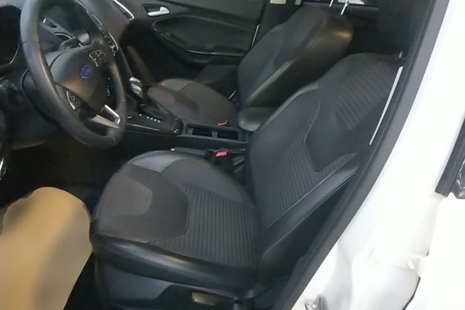 Used Ford Focus 2018 Hatchback Classic 1.6L Automatic Trendy SmartDrive Edition Left Front Seat