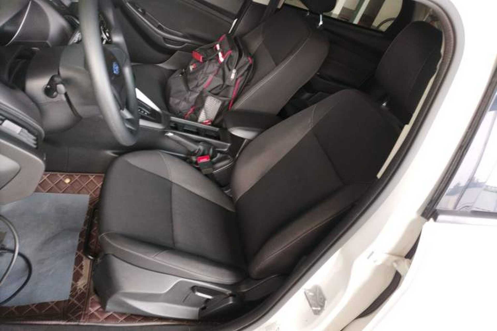 Used Ford Focus 2018 Hatchback Classic 1.6L Automatic Comfort Plus SmartDrive Edition Left Front Seat