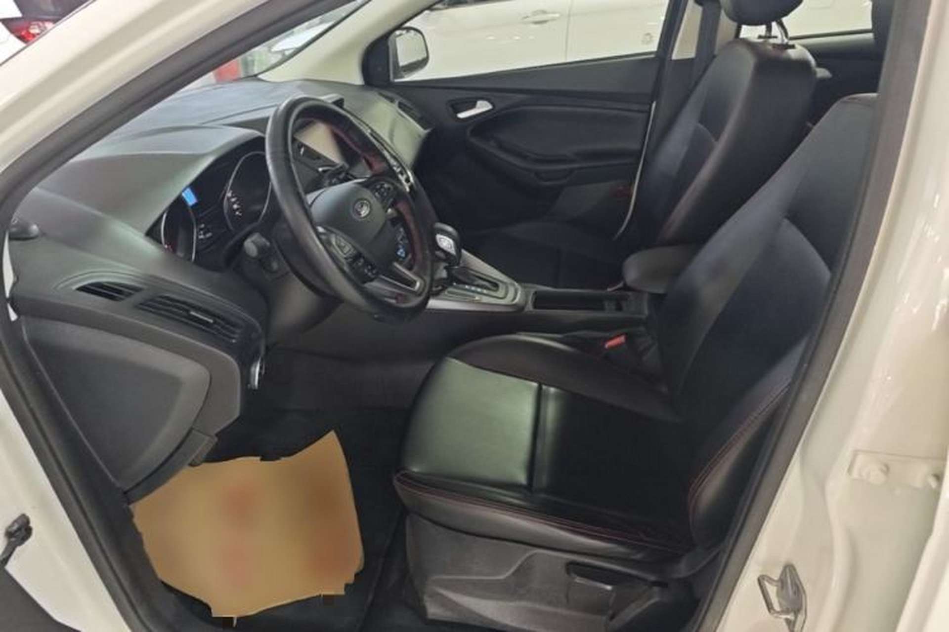 Used Ford Focus 2018 Hatchback Classic 1.6L Automatic Comfort Plus SmartDrive Edition Left Front Seat