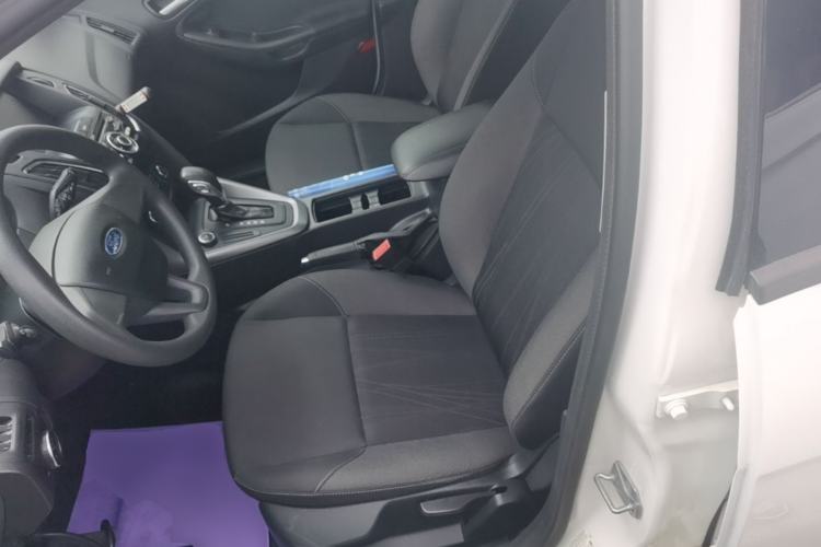 Used Ford Focus 2018 Hatchback Classic 1.6L Automatic Comfort Plus SmartDrive Edition Left Front Seat
