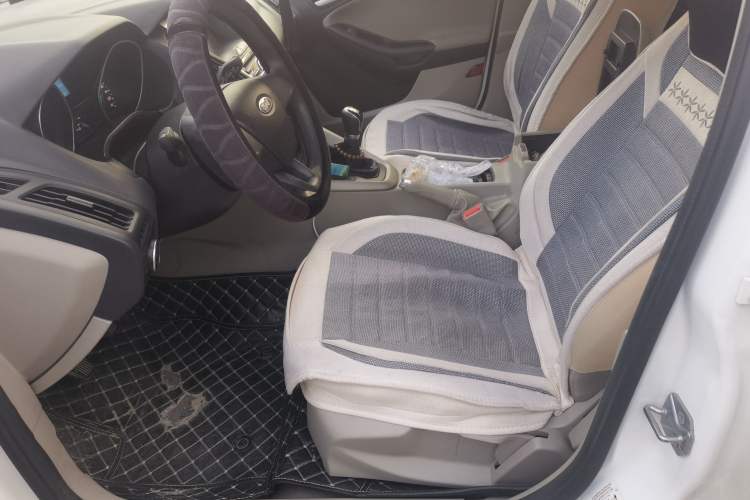 Used Ford Focus 2018 Sedan Classic 1.6L Manual Comfort Plus SmartDrive Edition Left Front Seat