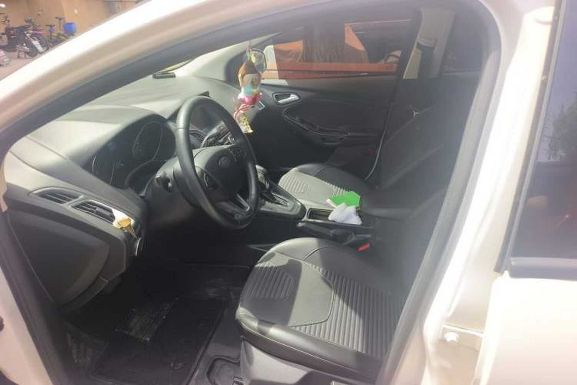 Used Ford Focus 2018 Hatchback Classic 1.6L Automatic Trendy SmartDrive Edition Left Front Seat