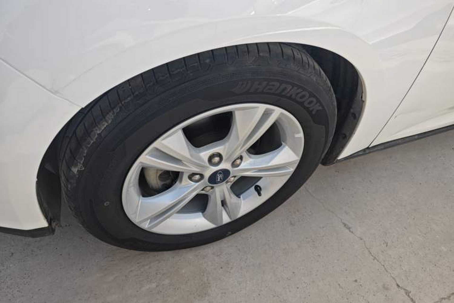 Used Ford Focus 2018 Hatchback Classic 1.6L Automatic Comfort Plus SmartDrive Edition Left Front Wheel Hub