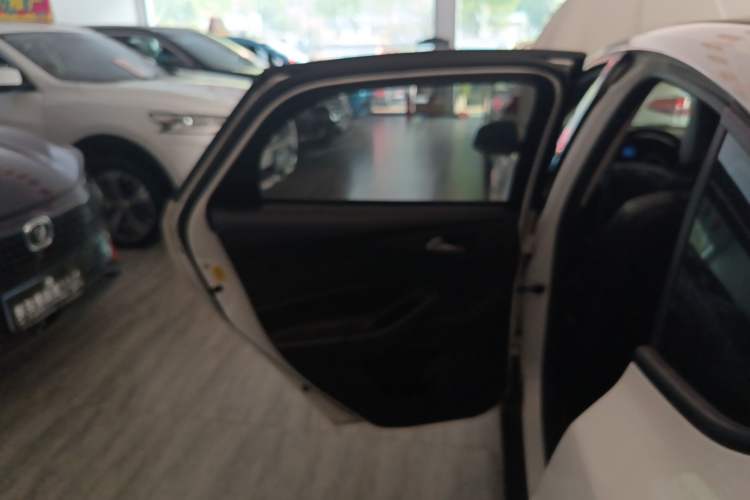 Used Ford Focus 2018 Hatchback Classic 1.6L Automatic Trendy SmartDrive Edition Left Rear Door Interior