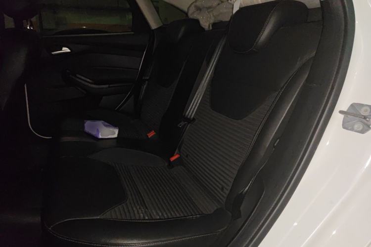 Used Ford Focus 2018 Sedan Classic 1.6L Manual Fashion Edition SmartDrive Version Left Rear Seat