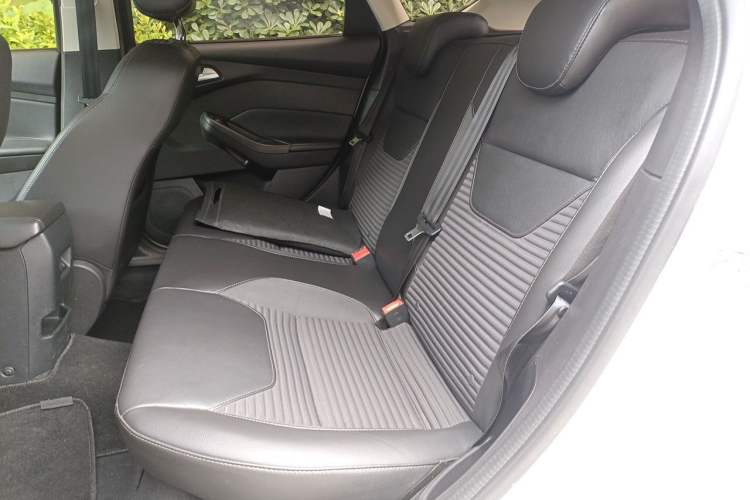 Used Ford Focus 2018 Two-Door Classic EcoBoost 125 Automatic Supercharged Style SmartDrive Edition Left Rear Seat