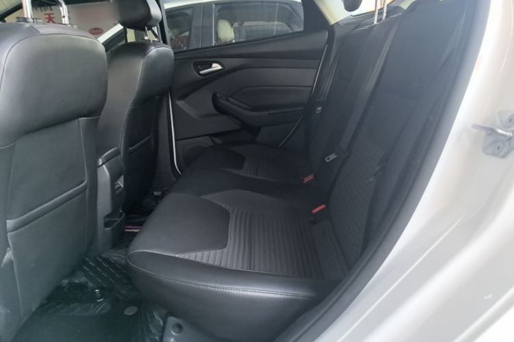 Used Ford Focus 2018 Hatchback Classic 1.6L Automatic Trendy SmartDrive Edition Left Rear Seat