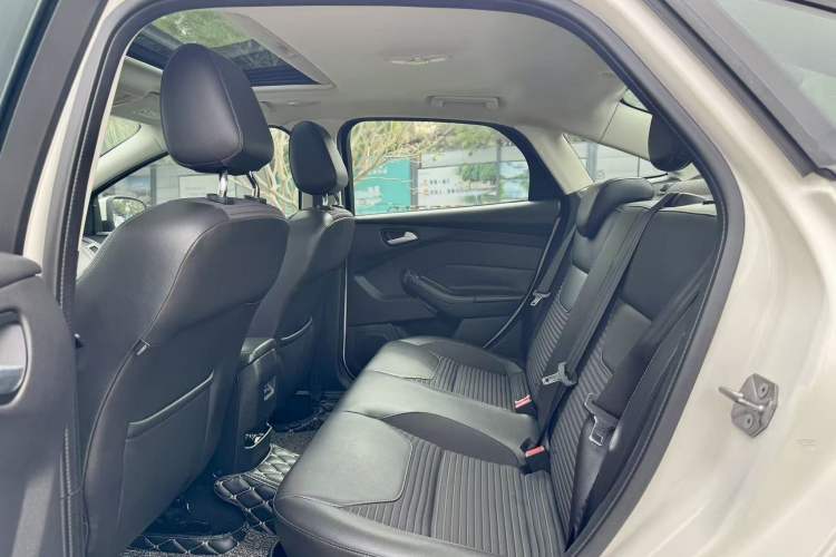 Used Ford Focus 2018 Sedan Classic 1.6L Automatic Trendy SmartDrive Edition Left Rear Seat