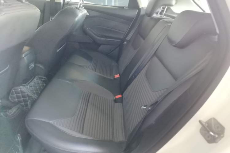 Used Ford Focus 2018 Hatchback Classic 1.6L Automatic Trendy SmartDrive Edition Left Rear Seat