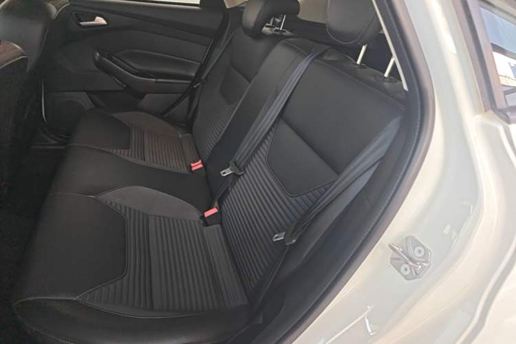 Used Ford Focus 2018 Two-Door Classic EcoBoost 125 Automatic Supercharged Style SmartDrive Edition Left Rear Seat