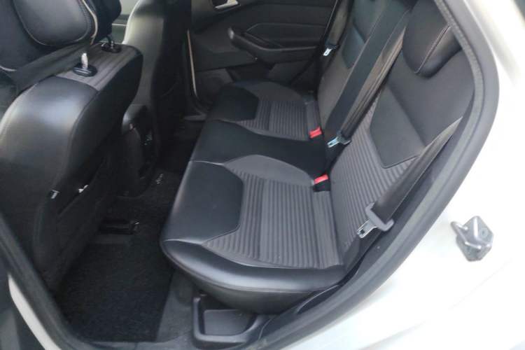 Used Ford Focus 2018 Hatchback Classic 1.6L Automatic Trendy SmartDrive Edition Left Rear Seat