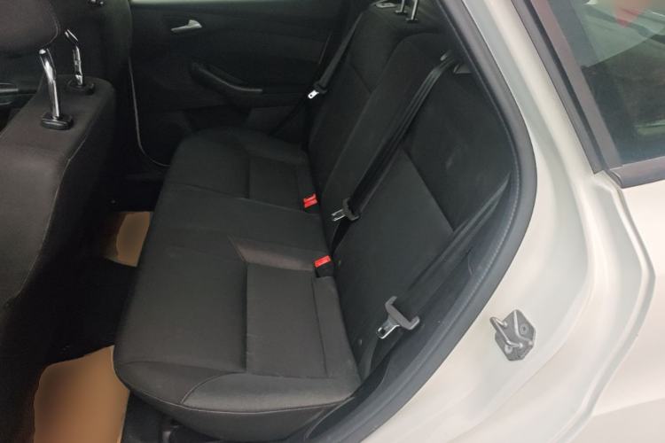 Used Ford Focus 2018 Hatchback Classic 1.6L Automatic Comfort Plus SmartDrive Edition Left Rear Seat