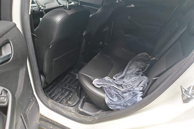 Used Ford Focus 2018 Hatchback Classic EcoBoost 180 Automatic Elite Model Left Rear Seat
