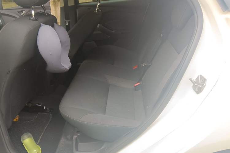 Used Ford Focus 2018 Hatchback Classic 1.6L Automatic Comfort Plus SmartDrive Edition Left Rear Seat