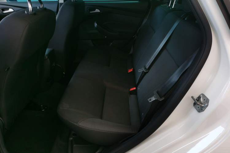 Used Ford Focus 2018 Hatchback Classic 1.6L Automatic Comfort Plus SmartDrive Edition Left Rear Seat