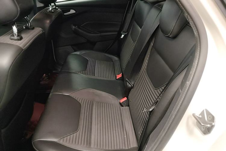 Used Ford Focus 2018 Hatchback Classic 1.6L Automatic Trendy SmartDrive Edition Left Rear Seat