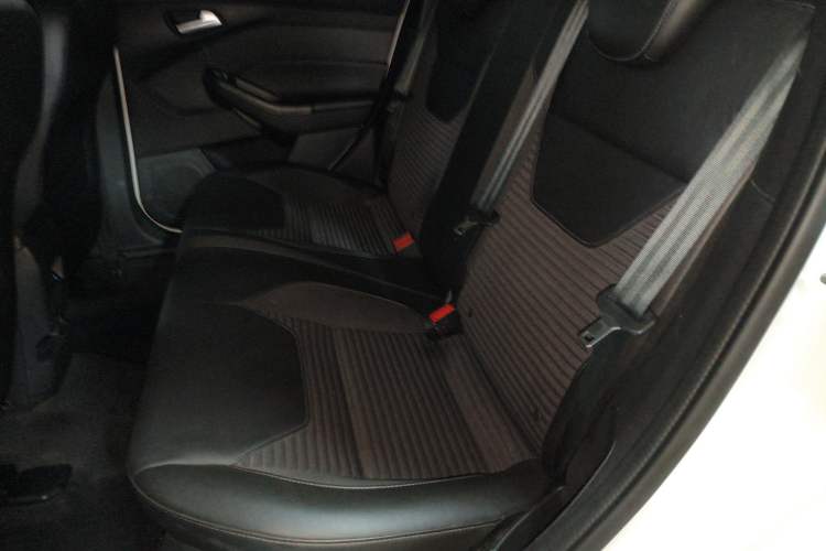 Used Ford Focus 2018 Hatchback Classic EcoBoost 180 Automatic Elite Model Left Rear Seat