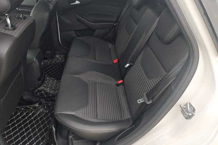 Used Ford Focus 2018 Hatchback Classic EcoBoost 180 Automatic Elite Model Left Rear Seat