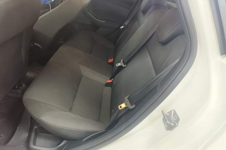 Used Ford Focus 2018 Hatchback Classic 1.6L Automatic Comfort Plus SmartDrive Edition Left Rear Seat