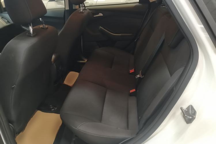 Used Ford Focus 2018 Hatchback Classic 1.6L Automatic Comfort Plus SmartDrive Edition Left Rear Seat