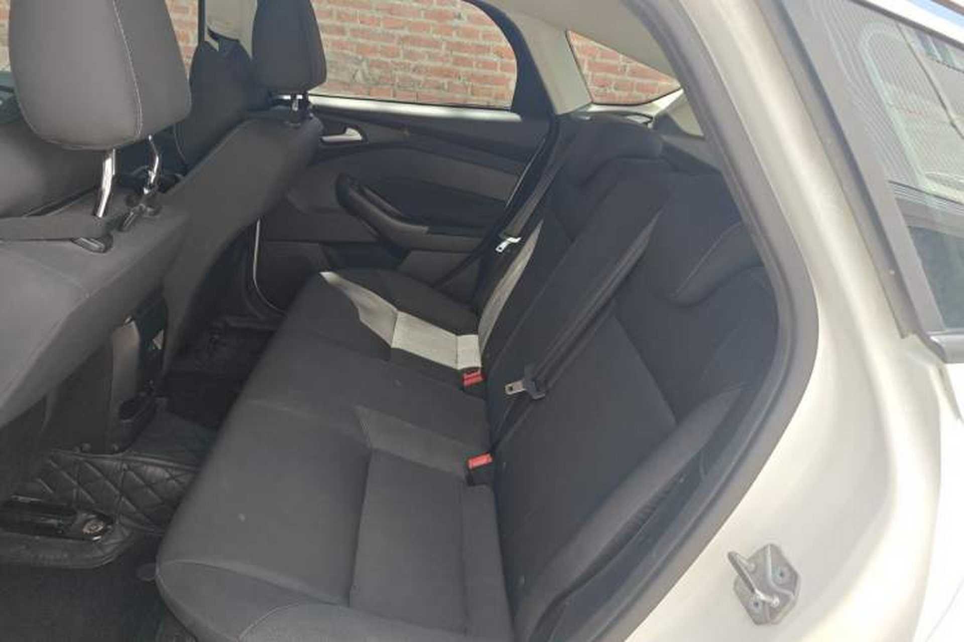 Used Ford Focus 2018 Hatchback Classic 1.6L Automatic Comfort Plus SmartDrive Edition Left Rear Seat