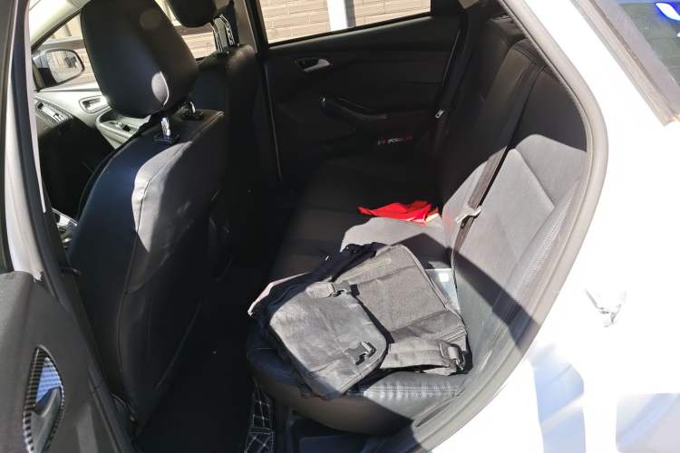 Used Ford Focus 2018 Hatchback Classic 1.6L Automatic Comfort Plus SmartDrive Edition Left Rear Seat