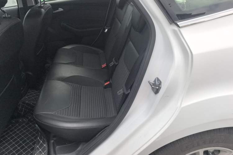 Used Ford Focus 2018 Sedan Classic 1.6L Automatic Trendy SmartDrive Edition Left Rear Seat