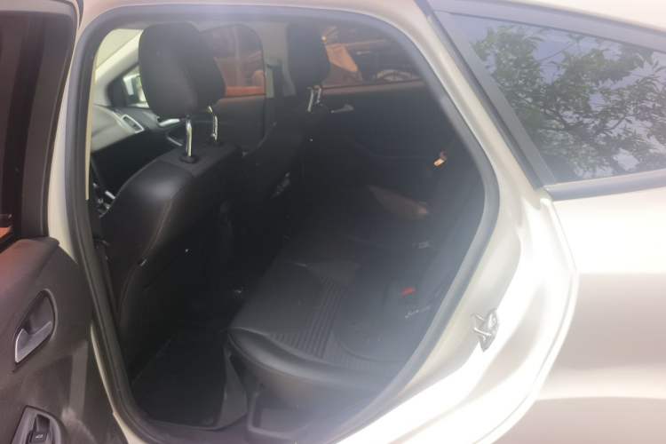 Used Ford Focus 2018 Hatchback Classic 1.6L Automatic Trendy SmartDrive Edition Left Rear Seat