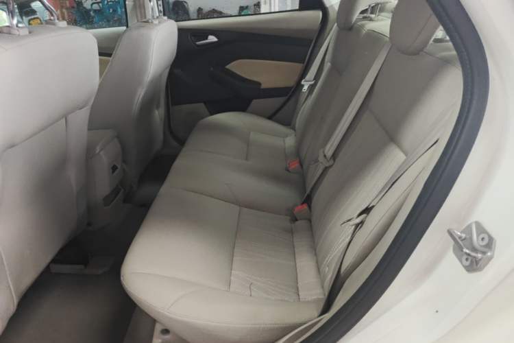 Used Ford Focus 2018 Sedan Classic 1.6L Automatic Comfort Plus Smart Drive Version Left Rear Seat