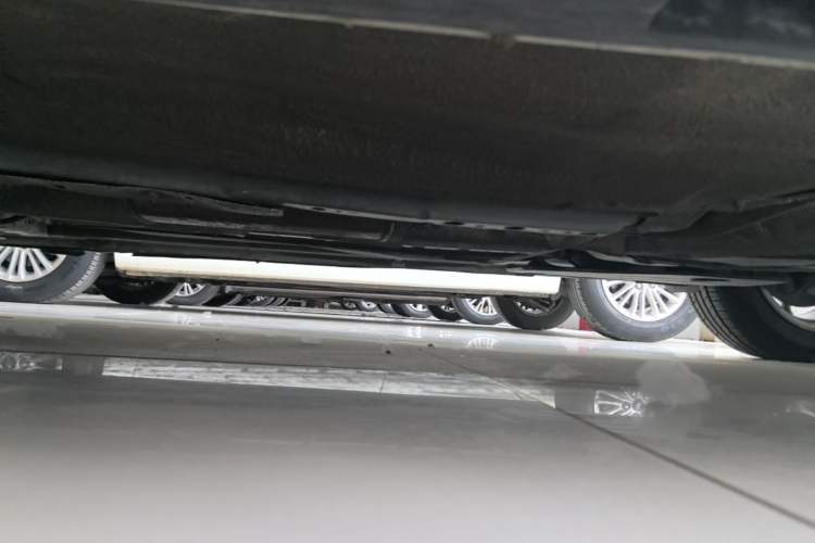 Used Ford Focus 2018 Hatchback Classic 1.6L Automatic Trendy SmartDrive Edition Left Side Sill