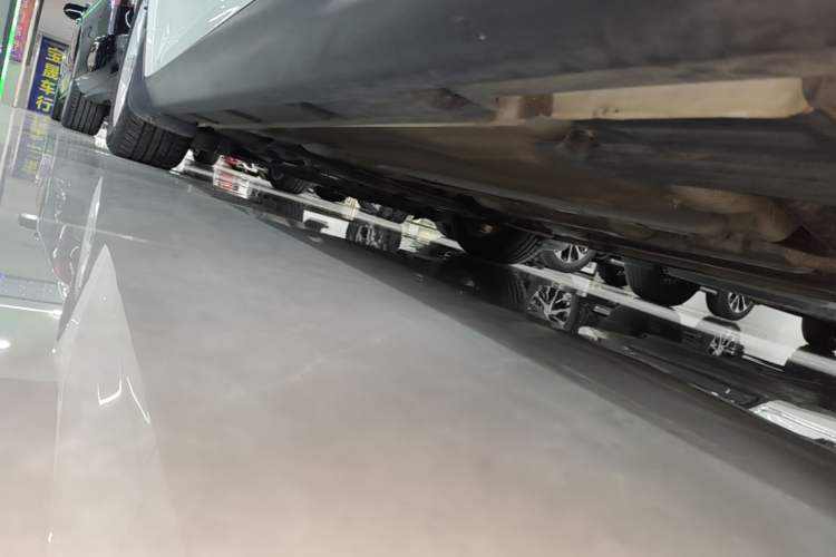 Used Ford Focus 2018 Hatchback Classic 1.6L Automatic Comfort Plus SmartDrive Edition Left Side Sill