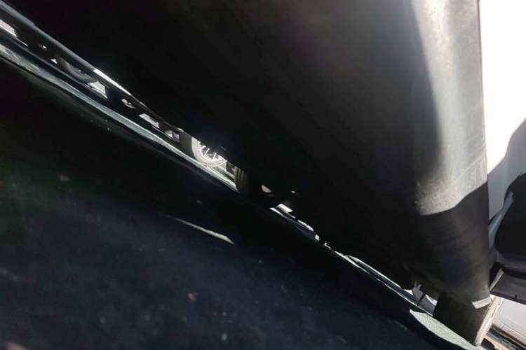 Used Ford Focus 2018 Hatchback Classic 1.6L Automatic Trendy SmartDrive Edition Left Side Sill