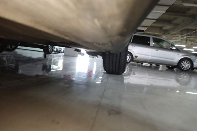 Used Ford Focus 2018 Sedan Classic EcoBoost 180 Automatic Elite Model Left Side Sill