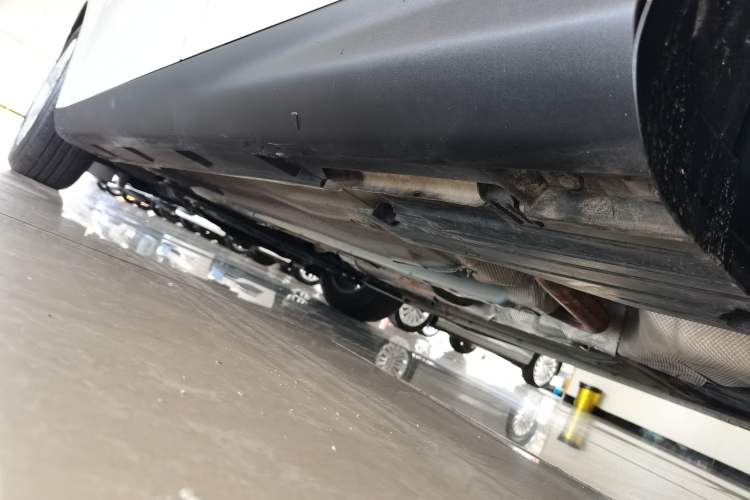 Used Ford Focus 2018 Hatchback Classic 1.6L Automatic Comfort Plus SmartDrive Edition Left Side Sill